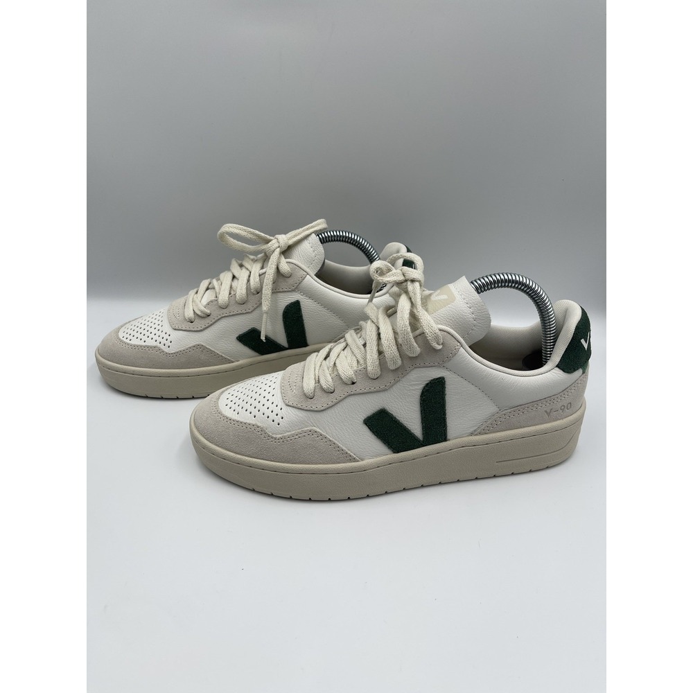 Veja V-90 Shoes Womens Size 7.5 White Green Leather Comfort Lifestyle Sneakers